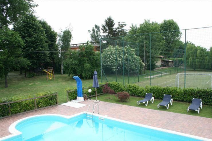 Hotel De La Ville Bereguardo Zewnętrze zdjęcie